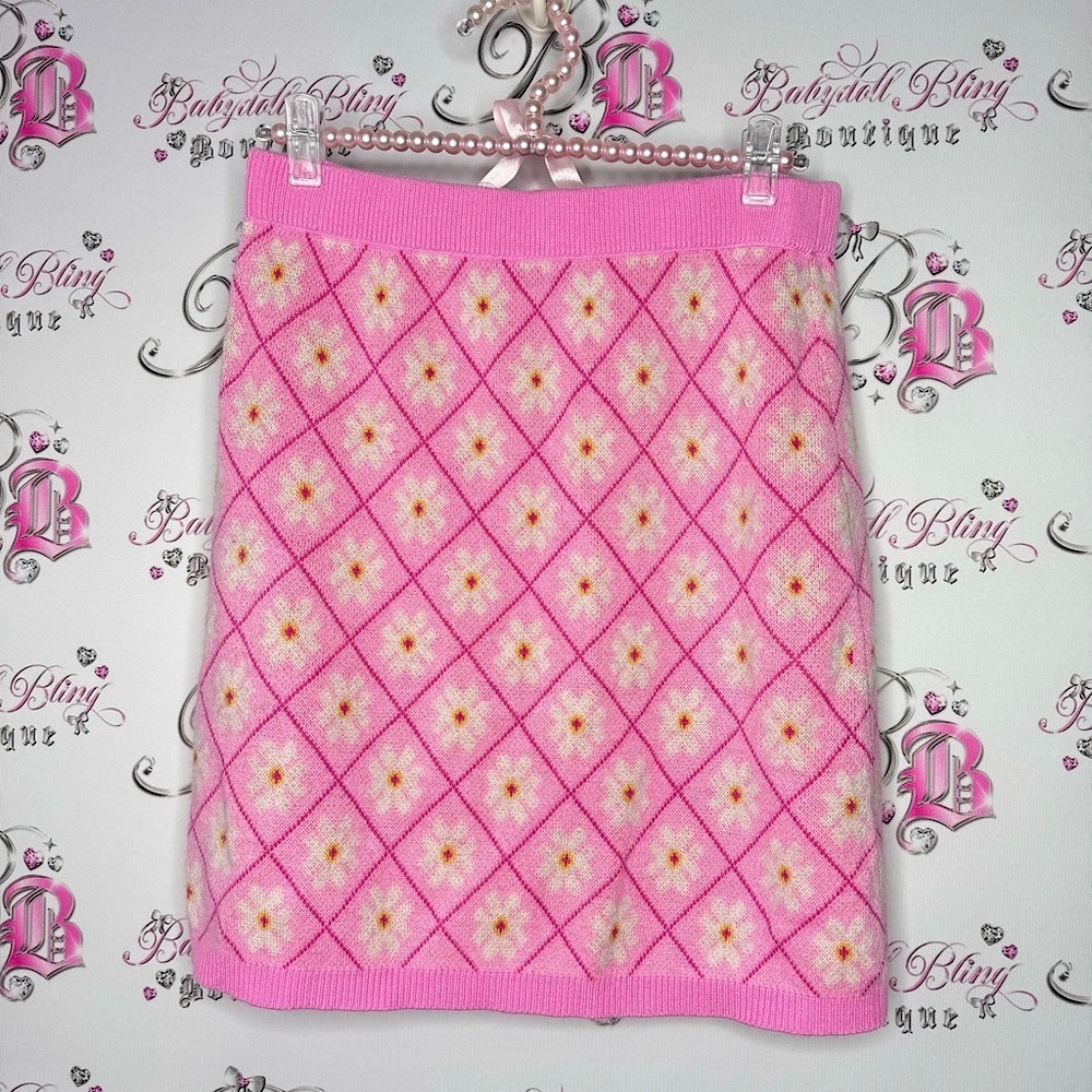 Freshman 1996 skirt flowers daisy πΌ Pink Floral mini knit Skirt